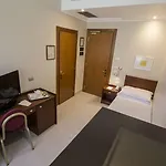 Mediterraneo Hotel