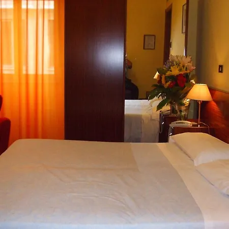 Mediterraneo 3* Палермо